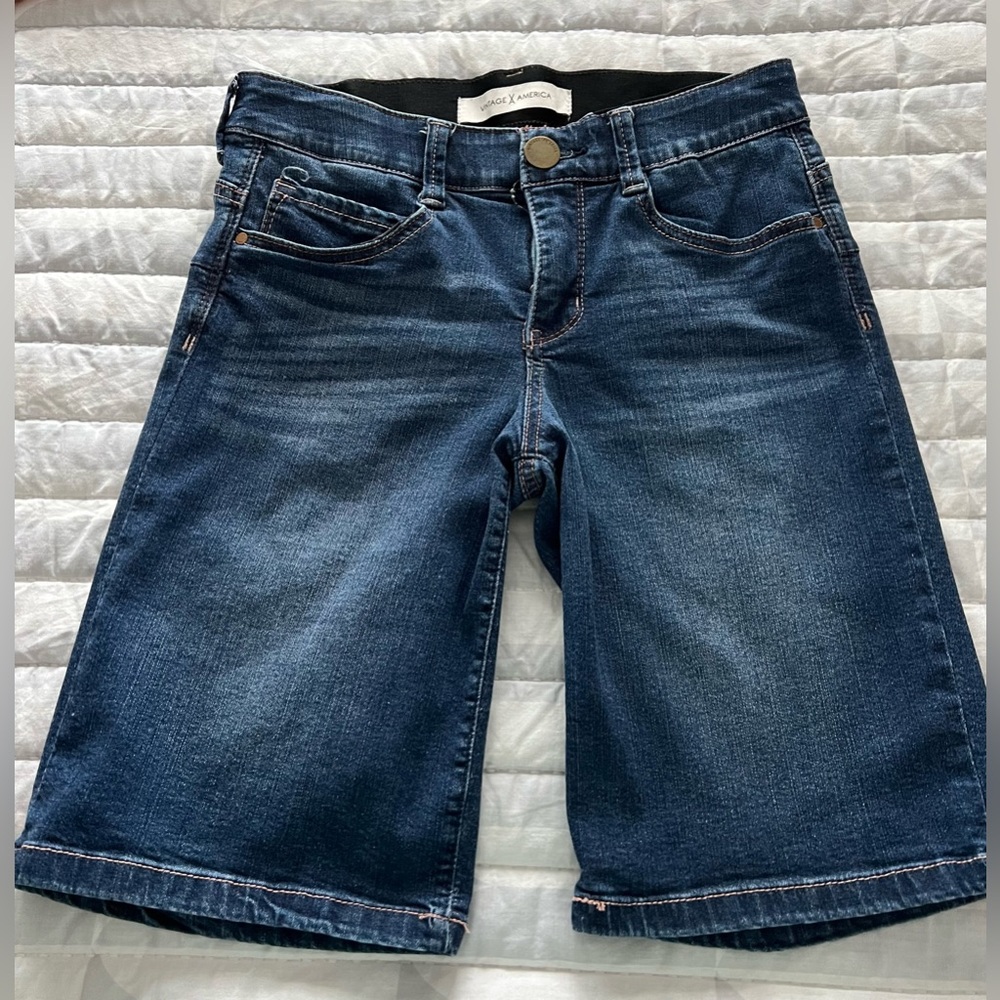 Vintage America denim jeans, Bermuda shorts women’s size 2/26 - Picture 2 of 5